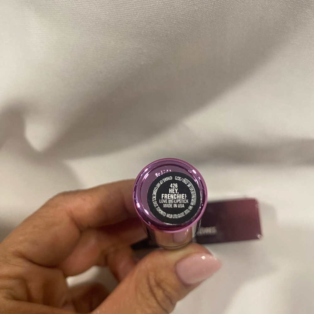 MAC Cosmetics Plum Lipstick - Picture 2 of 4